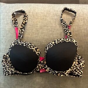 Pink Victoria's Secret leopard print lace wing Demi bra